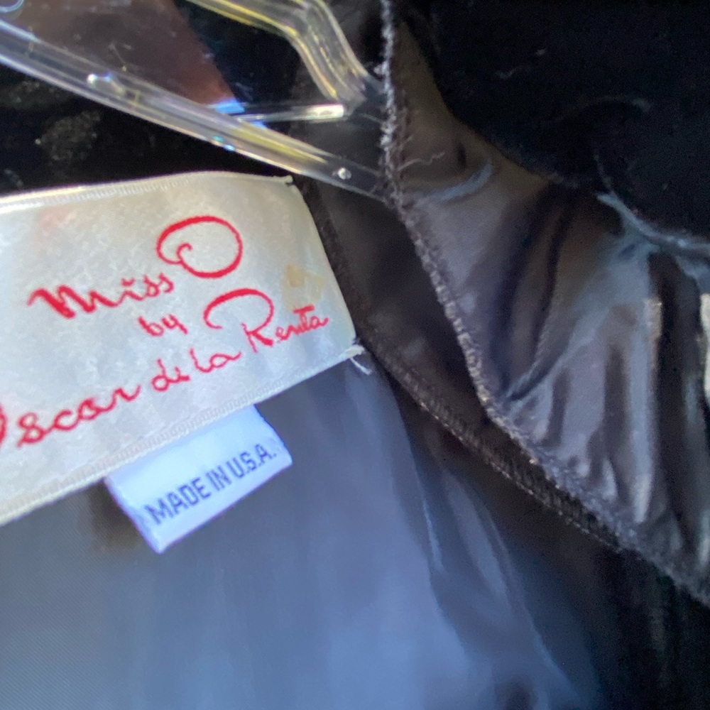 Vintage RARE Miss O by Oscar de la Renta Black Crushed Velvet Dress w/ Tie Waist - Picture 7 of 12